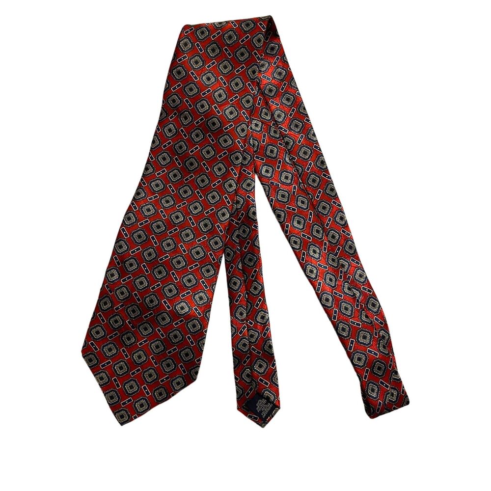 #7889 David Taylor Red Geometric Silk Mens Necktie 58X4